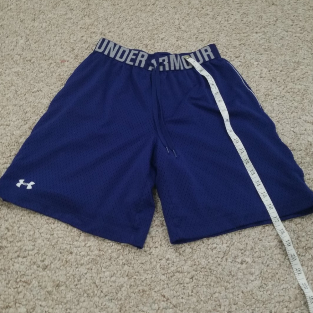 UNDER ARMOUR Basketball purple shorts size XS
